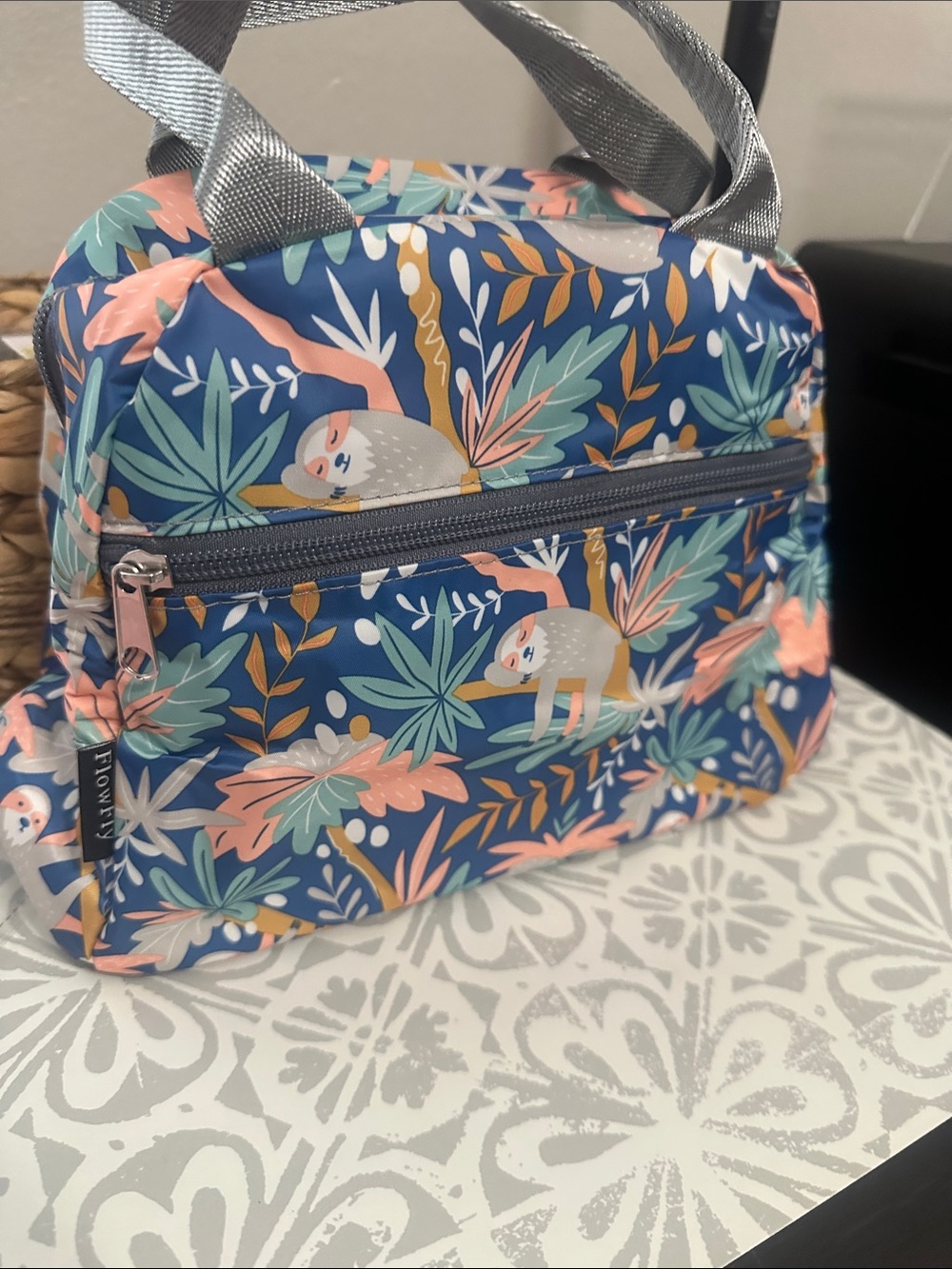 Insulated Lunch Bag with Sloths NWT by Flowfly